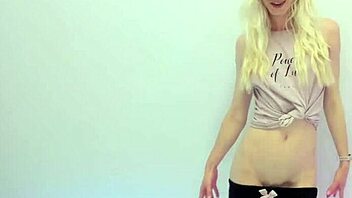 Skinny blonde dances sexy in tiny shorts shaking ass