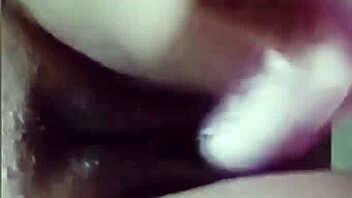 Aurora estelar's steamy videocall seduces hunter on trip