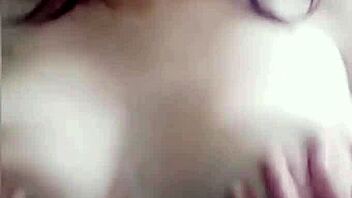 Aurora estelar's steamy videocall seduces hunter on trip