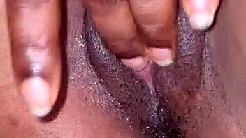 i can't resist blasting cum on my girlfriend's huge wet pussy lips