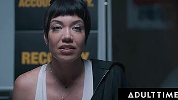 hey slut feel my fist stretch your tight pussy then take double vaginal pounding in gangbang