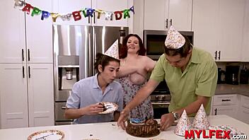 Curvy redhead stepmum craves rough kitchen pussy licking