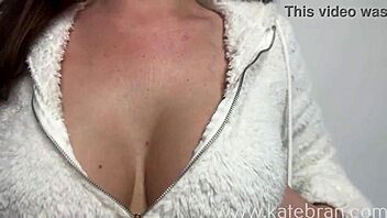 Big tits JOI with teasing instructions