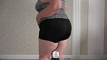 mature pawg wife tries big ass panties shorts