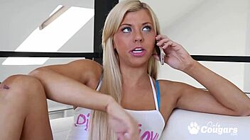 jennifer best explores tara morgan with her tongue intimately