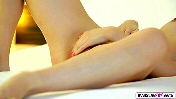 teen babe fingers shaved pussy to orgasm in solo frenzy!