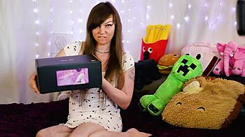 Roxy and Liv3f0rl0ve Fuck Real Doll Ivy Hard