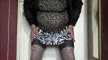 Bisexual Crossdresser Mark in Stockings Heels