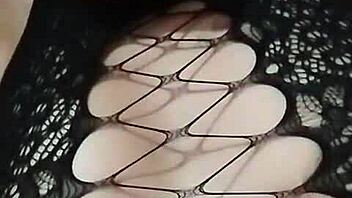 i love masturbating in my free time here in cancun