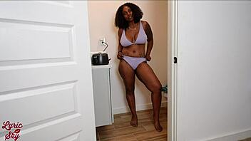 waxing my hairy ebony pussy first time extreme