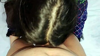 Pakistani Beauty Gives Wet Sloppy Blowjob Hindi Audio