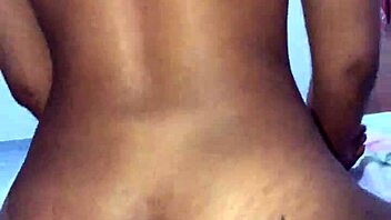 Ai Caralho Minha Buceta Teasing Huge Tits