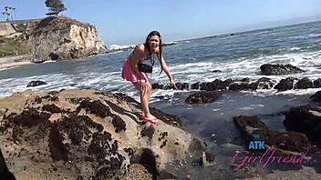 Super cute brianna arson cruises beach gives public pov head creampie holiday!