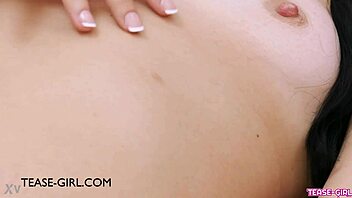 i love showing my sexy brunette model body