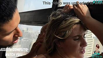 loira's massagem turns into massive squirting orgasm with toys
