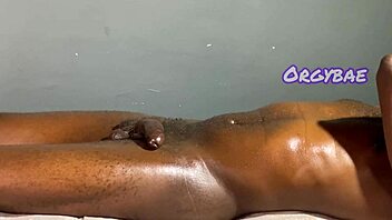 Magic hands milk milf slut's cum bank