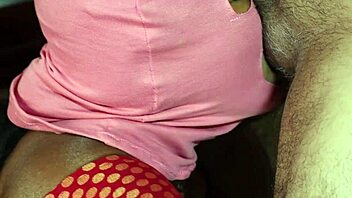 random indian mature aunty fucked doggystyle by young guy