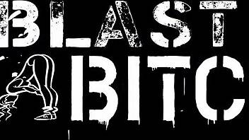 Michelle Anderson Fucked Hard Twice While Giving Gloves Handjob!