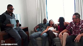 Milf Latina Swingers Foursome Cowgirl BBC Share