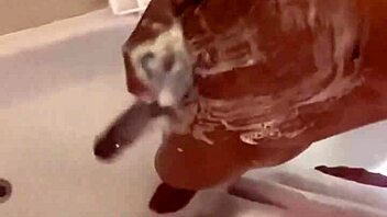 shower to streets, meet me in the sheets baby