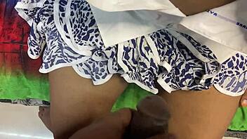 chudai aunty alone ghar par fingering squirting desi mms