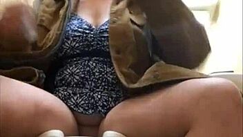 Pretty babe pees and flaunts hot ass!