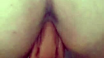 Uh, need 23cm monster cock to stretch my wet latina pussy now