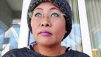 Misty summers aka pacificgirl671 teases her solo play