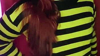 i send nude to her and she gets so horny ugh