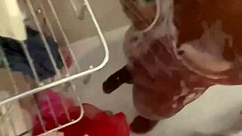 shower to streets, meet me in the sheets baby