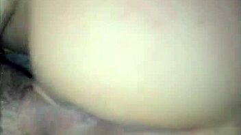 Curvy latina's huge ass bounces sexy on cock