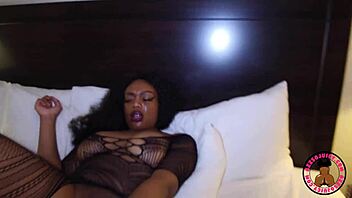 Bartender starlet slurps my cock rough post-club 😏🍆💦