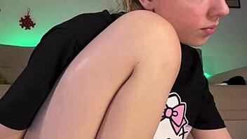 horny teen fingers pussy to extreme squirting orgasm frenzy