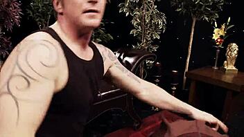 Queen Of Hearts Craves Huge Cock Deep Inside!