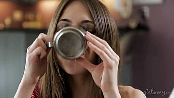 missing part six stars sara luvv's group scene