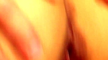 daisy rides crooked cock till cumshot 💦🍆