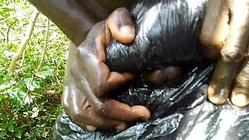 hot toys stretch wet pussy in rough fucking play