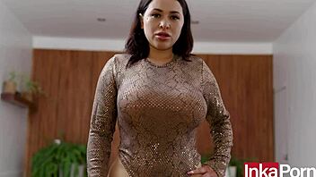 Michelle Aldrete's huge tits casting reveals her anal kiss addiction