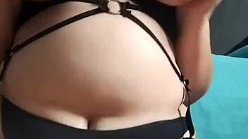 Chubby hairy babe masturbates curvy ass desperately