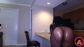 Bartender starlet slurps my cock rough post-club 😏🍆💦