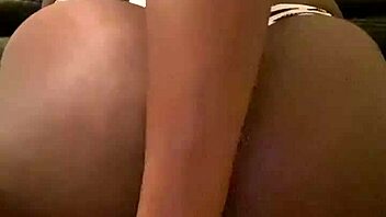 Bold Juicy Ebony Shaved Pussy Masturbation