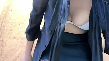 I'm the hottest office exec slut dying to fuck while watched 😈💋