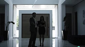 Vanna Bardot, use that trimmed pussy to sway this juror right now!