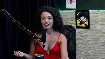 foi pra casa das pimentinhas no swing, gravou pras brasileiras na sheer red lingerie