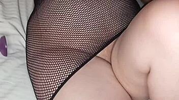 rich mature slut craves cock so bad!