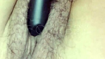 Hey auntie, your hairy pussy fingering looks so tempting tonight?