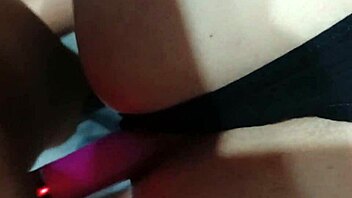 girl pegs guy hard with strapon 😈🍑💦🔥