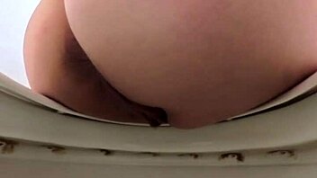 milf licks feet pees eats ass after toilet big facial 😜🍑💦