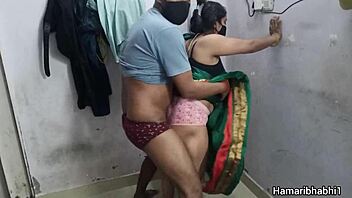 hot desi housewife aunty's tight pussy pounded hardcore by monster cock