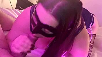 Horny slut lets me creampie her raw while hubby works 😈💦🔥